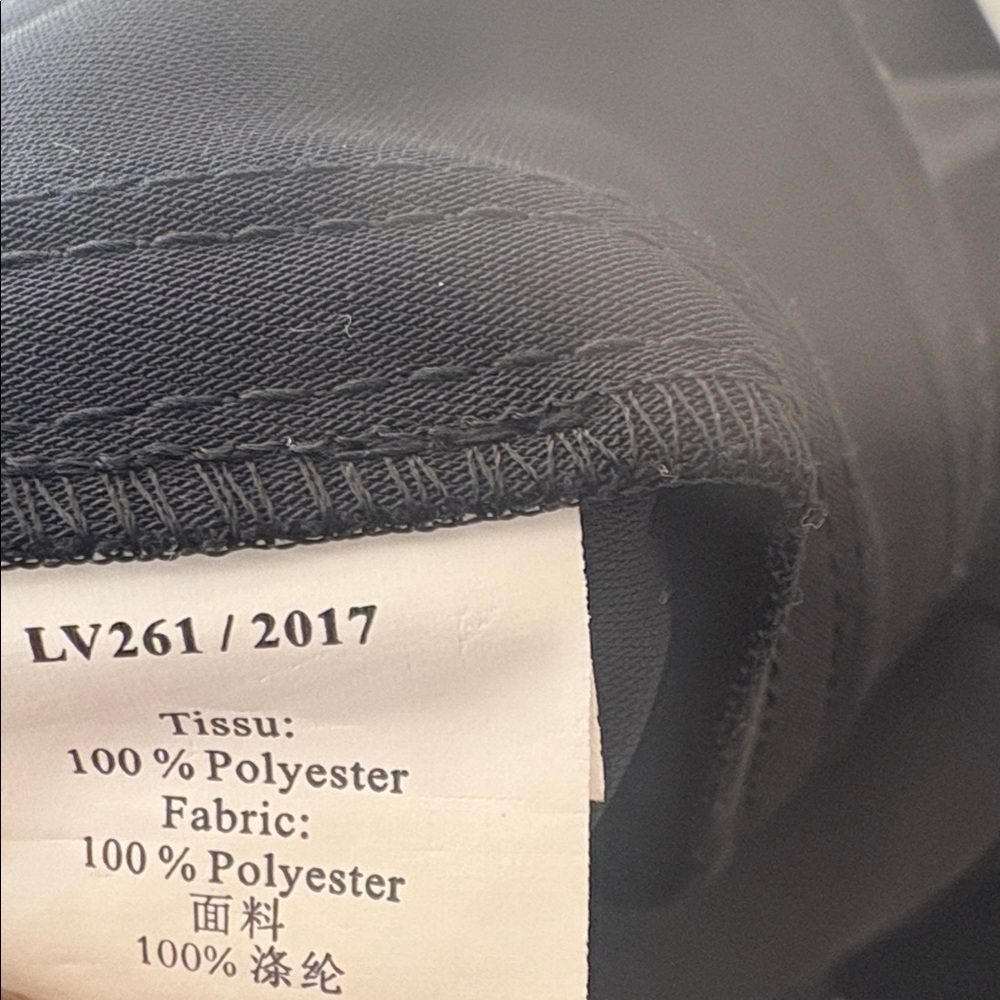 Louis Vuitton Uniforms Bottoms Pants, navy with topstitch trim, size 36 is US 4 - Picture 11 of 12